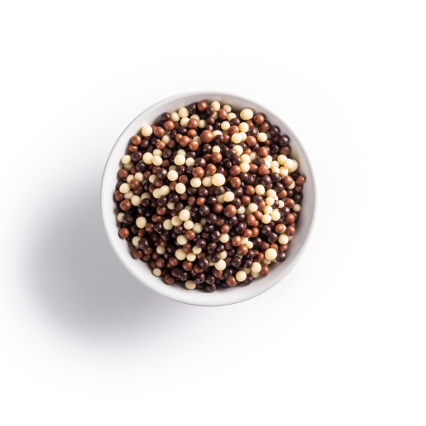 Bolitas de cereal chocolateadas mixtas en diferentes calibres*